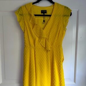 Stunning yellow Nanette Lepore dress. Size 0. Flutter sleeve